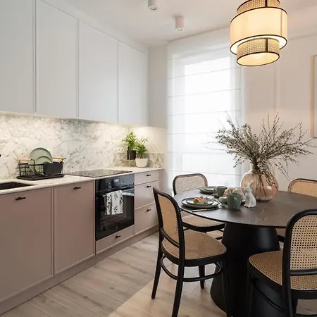 White Glove Deluxe Stara Warszawska דירה *