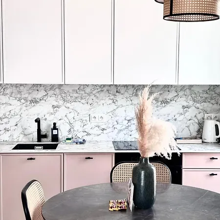 White Glove Deluxe Stara Warszawska